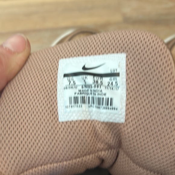 COPY - Rose gold Nike high tops - Picture 3 of 3